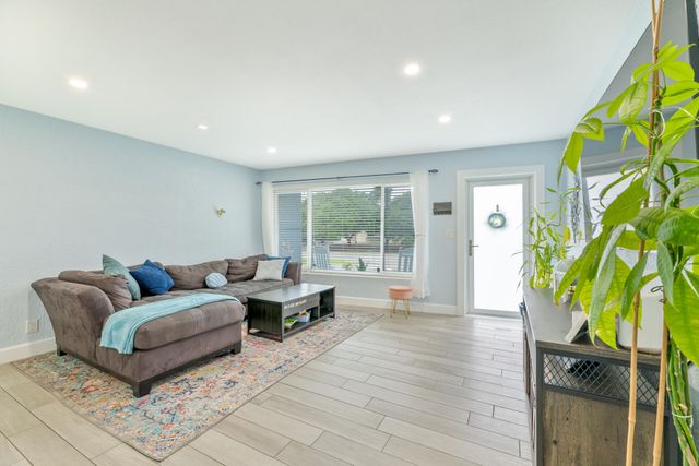 1612 NE 31st Court, Pompano Beach, FL 33064