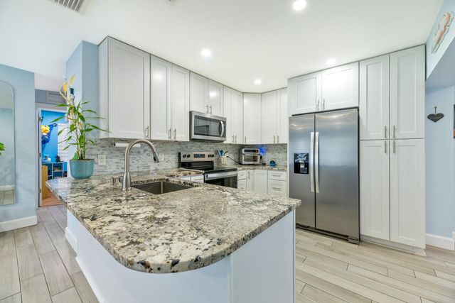 1612 NE 31st Court, Pompano Beach, FL 33064