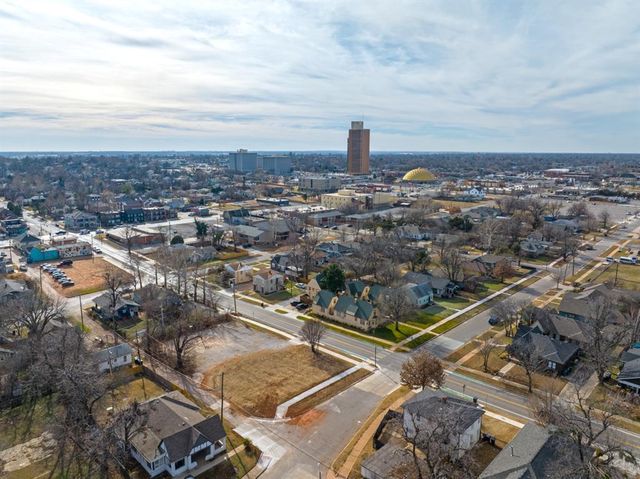 2522 N Shartel Avenue, Oklahoma City, OK 73103