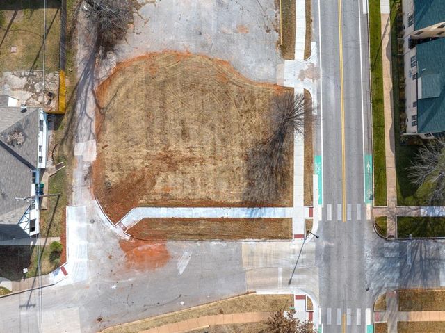 2522 N Shartel Avenue, Oklahoma City, OK 73103