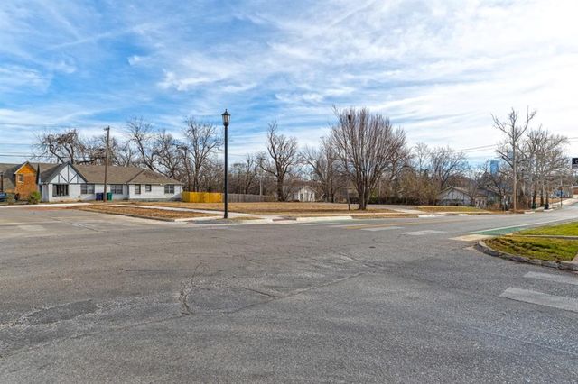 2522 N Shartel Avenue, Oklahoma City, OK 73103