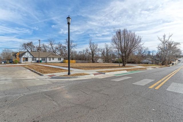 2522 N Shartel Avenue, Oklahoma City, OK 73103