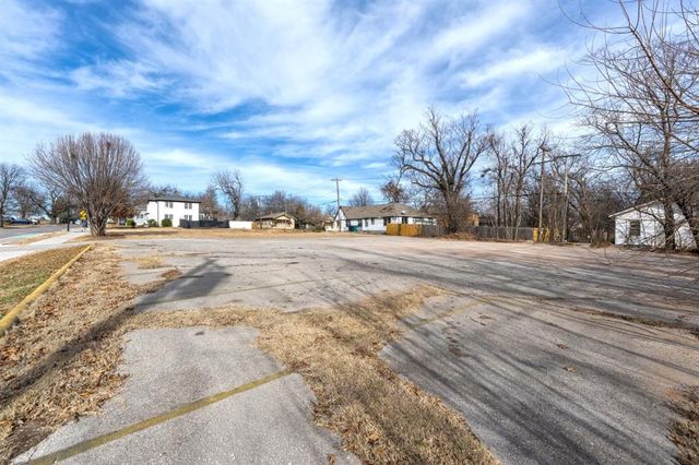 2522 N Shartel Avenue, Oklahoma City, OK 73103