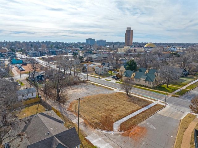 2522 N Shartel Avenue, Oklahoma City, OK 73103