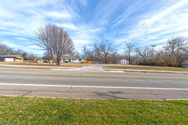 2522 N Shartel Avenue, Oklahoma City, OK 73103