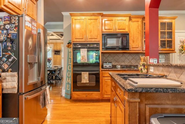 128 Westbrook Dr, Acworth, GA 30101
