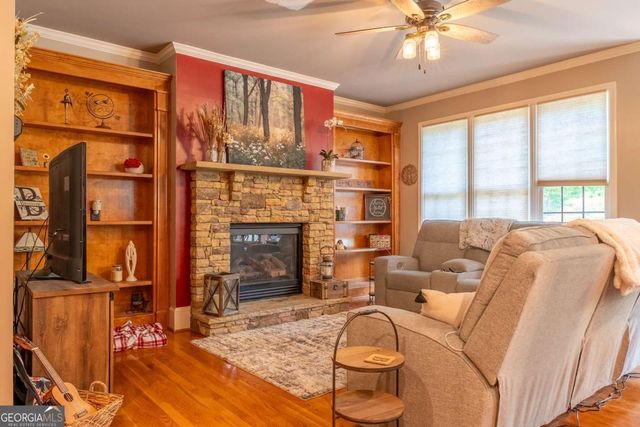 128 Westbrook Dr, Acworth, GA 30101