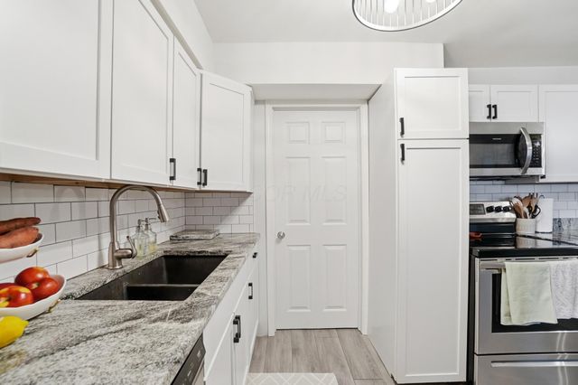 1443 Cliff Court, 71, Columbus, OH 43204