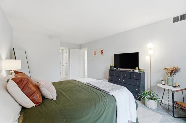 1443 Cliff Court, 71, Columbus, OH 43204