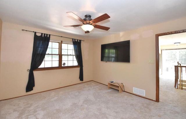 2500 116th STREET, Wauwatosa, WI 53226