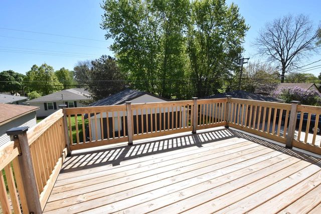 2500 116th STREET, Wauwatosa, WI 53226