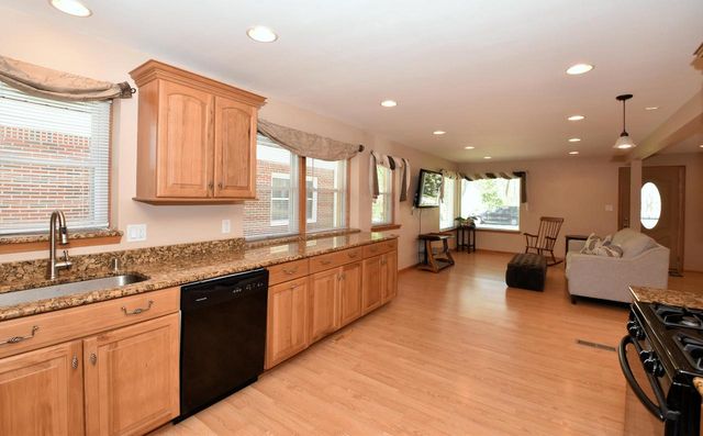2500 116th STREET, Wauwatosa, WI 53226