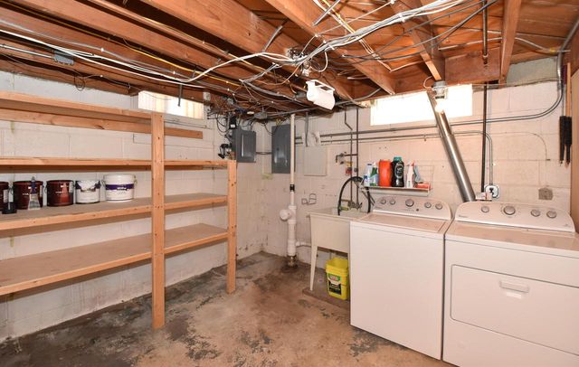 2500 116th STREET, Wauwatosa, WI 53226