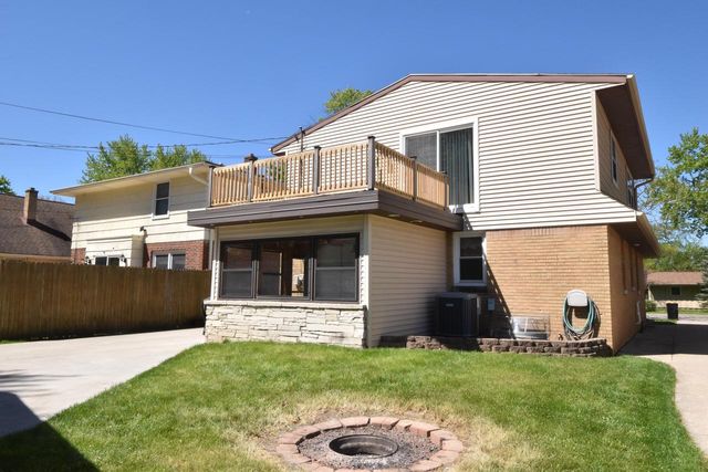 2500 116th STREET, Wauwatosa, WI 53226