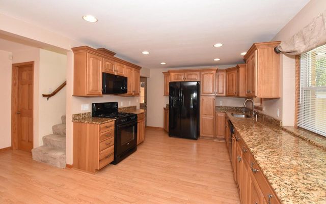 2500 116th STREET, Wauwatosa, WI 53226