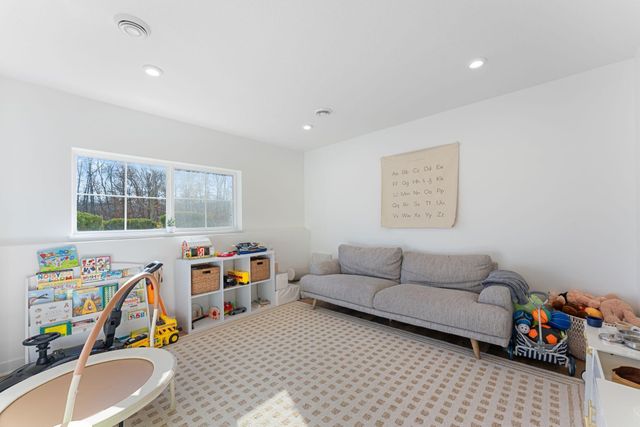 6949 Huckleberry Drive, Minnetrista, MN 55331