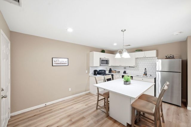 8206 Bassett Street A, Houston, TX 77051