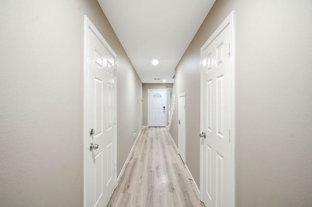 8206 Bassett Street A, Houston, TX 77051