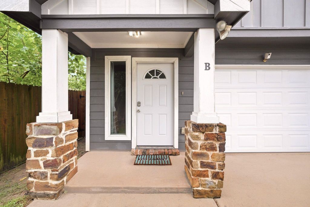8206 Bassett Street A, Houston, TX 77051