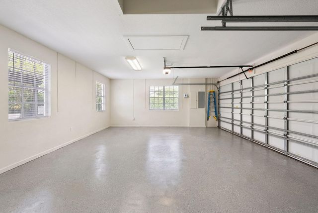 4762 VILLAGE Way, Davie, FL 33314