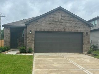 11605 Whirlaway Drive, Willis, TX 77318