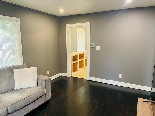 1124 Spruce Street, Leavenworth, KS 66048