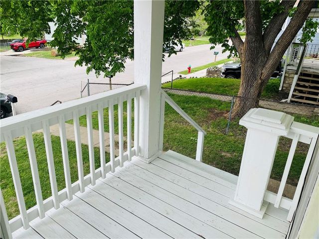 1124 Spruce Street, Leavenworth, KS 66048