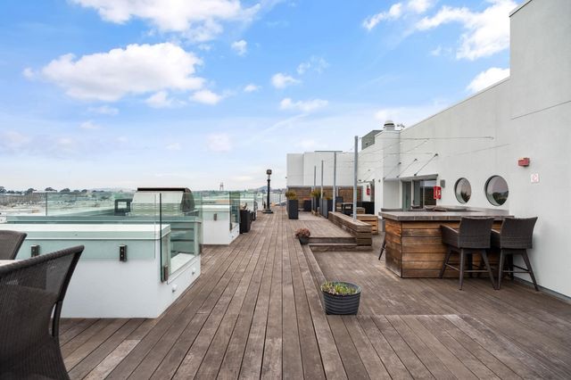 6465 San Pablo Ave 306, Oakland, CA 94608