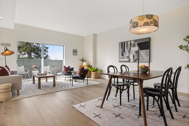 6465 San Pablo Ave 306, Oakland, CA 94608