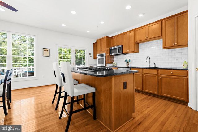 2642 FOREMAST ALY, Annapolis, MD 21401