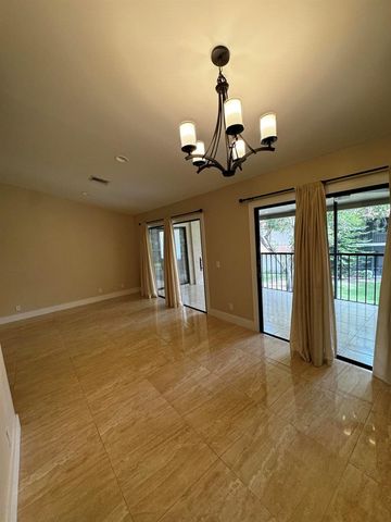 5520 Coach House Circle G, Boca Raton, FL 33486