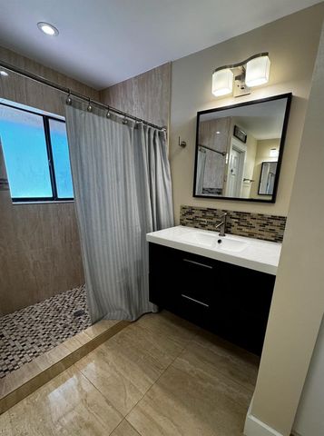5520 Coach House Circle G, Boca Raton, FL 33486