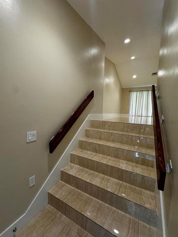 5520 Coach House Circle G, Boca Raton, FL 33486