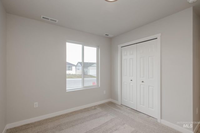 2913 W Taiban Creek Dr, Kuna, ID 83634