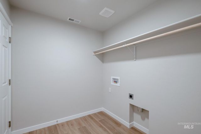 2913 W Taiban Creek Dr, Kuna, ID 83634