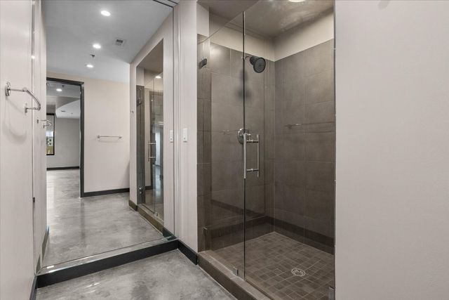 1510 Demonbreun St Apt 512, Nashville, TN 37203