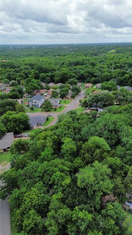 1403 Day Boulevard, Dallas, TX 75203