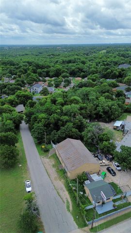1403 Day Boulevard, Dallas, TX 75203