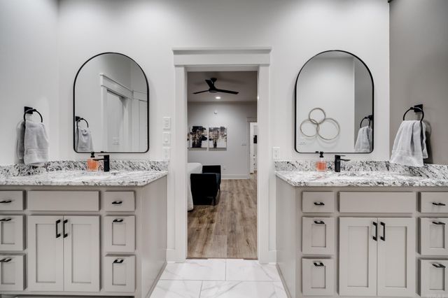 2302 Pleasant Cove, Conway, AR 72034