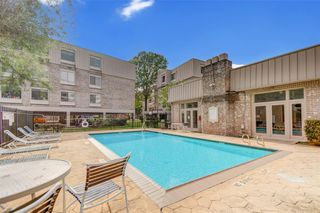 2213 S Braeswood Boulevard 13C, Houston, TX 77030