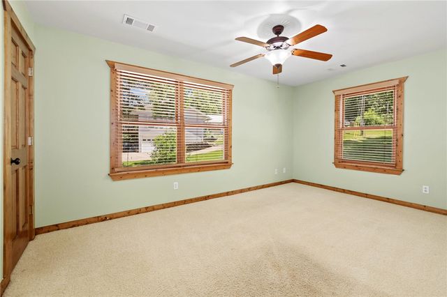 20981 Lakeshore Drive, Springdale, AR 72764