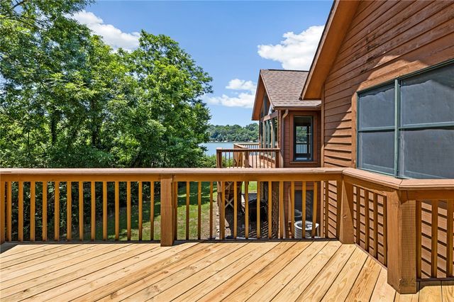 20981 Lakeshore Drive, Springdale, AR 72764