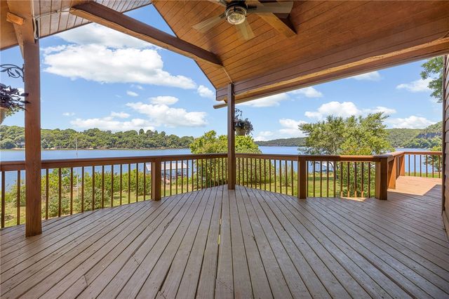 20981 Lakeshore Drive, Springdale, AR 72764