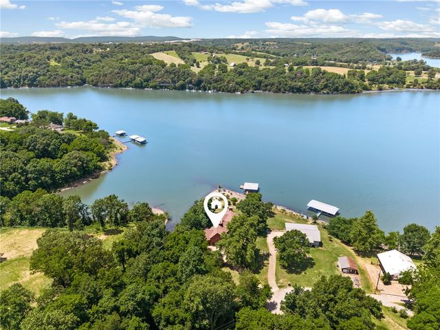 20981 Lakeshore Drive, Springdale, AR 72764
