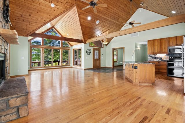20981 Lakeshore Drive, Springdale, AR 72764