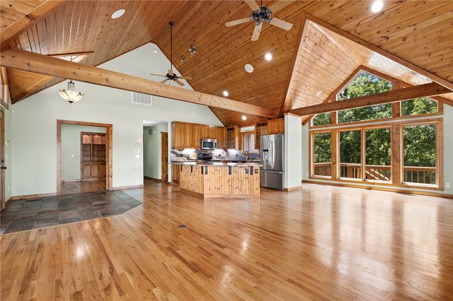 20981 Lakeshore Drive, Springdale, AR 72764