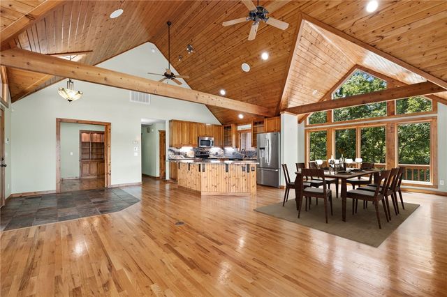 20981 Lakeshore Drive, Springdale, AR 72764