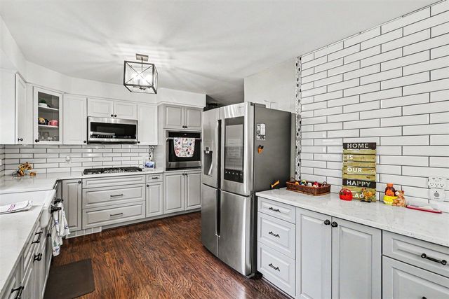 4512 Croyden Avenue, Kalamazoo, MI 49006