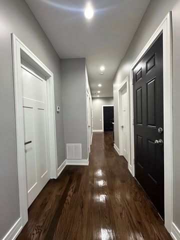 6331 S Elizabeth Street, Chicago, IL 60636