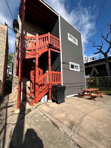 6331 S Elizabeth Street, Chicago, IL 60636